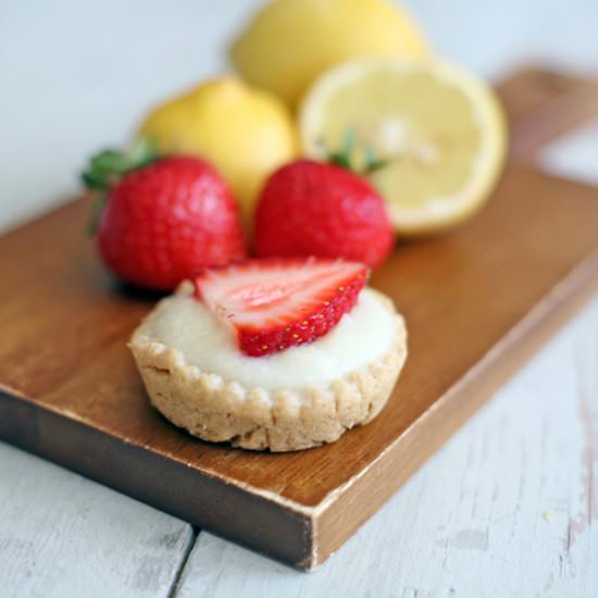 Strawberry Lemonade Tart - Recipe photo by aplantbasedsoul
