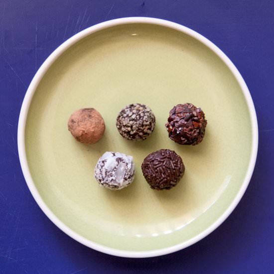 Avocado Fudge Brigadeiros - Recipe photo by flavorrd