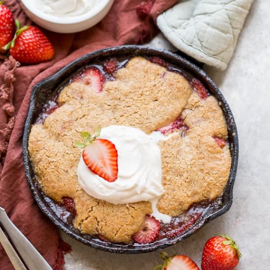 Strawberry Cobbler - Recipe photo by bakerita
