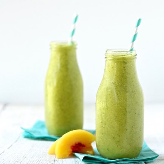 Green Mango Peach Smoothie Recipe - Recipe photo by bessiebakes