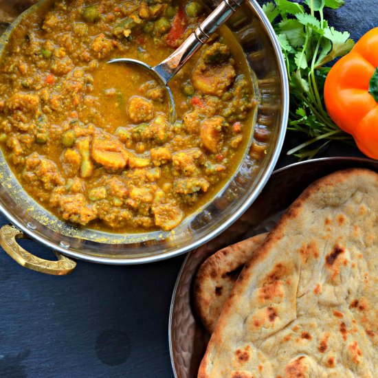 Veg Kolhapuri Gravy - Recipe photo by Cookilicious