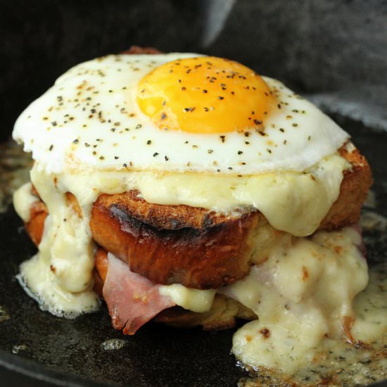 Croque Madam - Recipe photo by HowToFeedaLoon