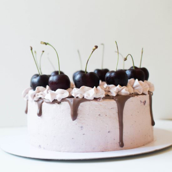 Chocolate And Cherry Cake - Recipe photo by kayskitchen