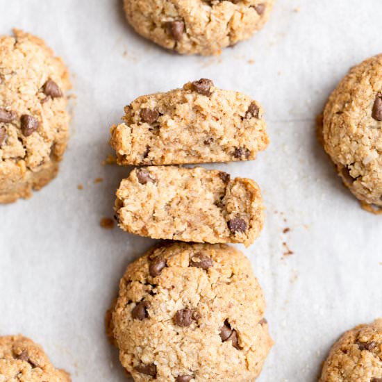Chocolate Chip Macaroons - Recipe photo by bakerita