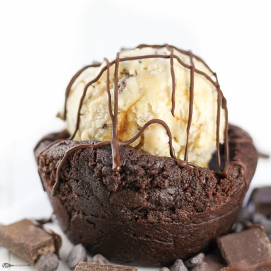 Brownie Bowls for Frozen Dessert - Recipe photo by veggiebalance