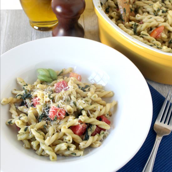 Pesto Fresco Pasta - Recipe photo by ArtsCrackers