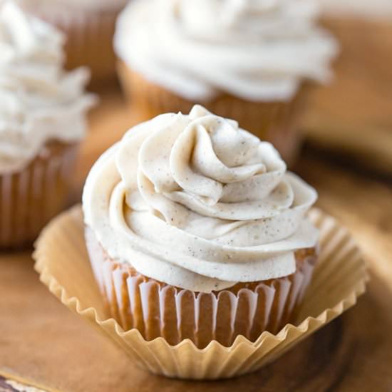 Whipped Cinnamon Buttercream - Recipe photo by ihearteating