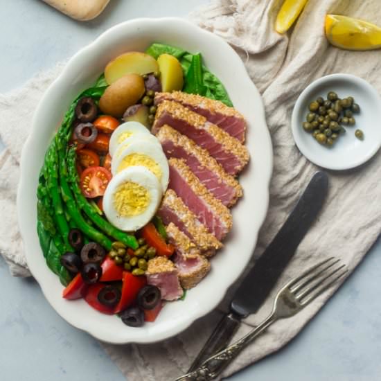 Whole30 Asian Nicoise Salad - Recipe photo by foodfaithfitness