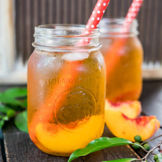 Peach Iced Rooibos Tea - Recipe photo by livingchirpy