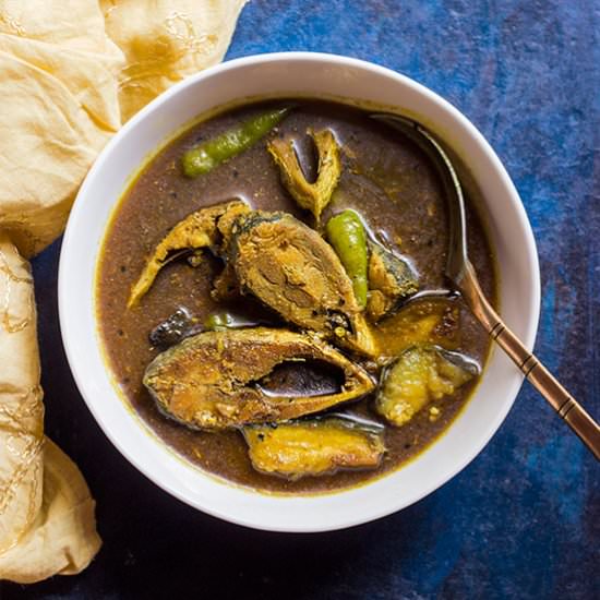Hilsa Curry with Eggplant - Recipe photo by Chandrima Sarkar