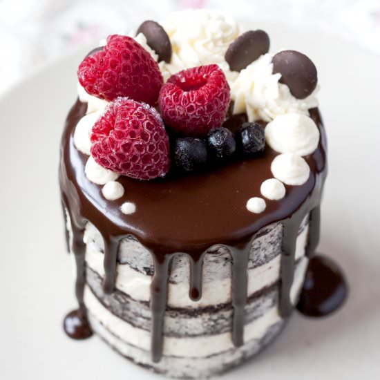 Mini Red Wine & Chocolate Cakes - Recipe photo by Tales of Chocolate