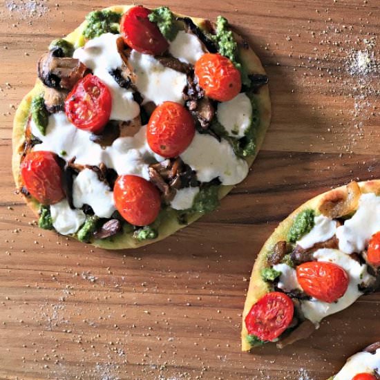 Mushroom Pizza - Recipe photo by agoudalife
