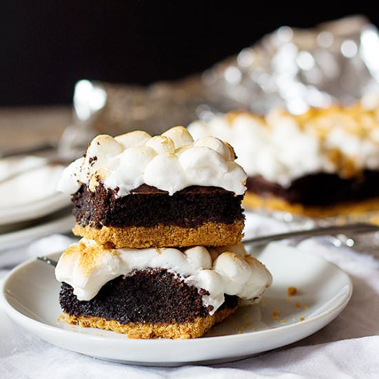 ooey gooey s'mores brownies - Recipe photo by unicorns in the kitchen