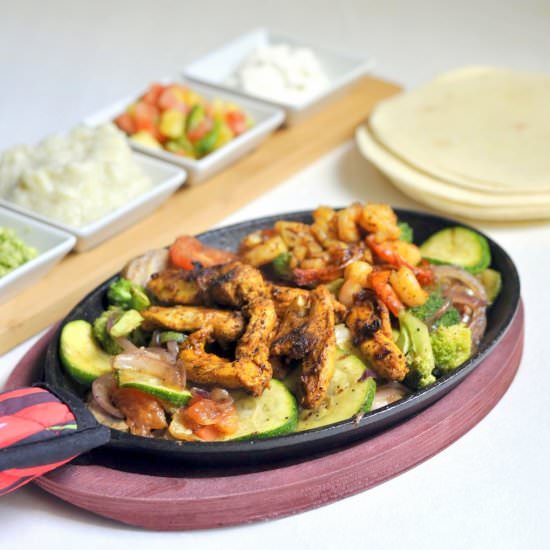Chicken And Shrimp Fajita - Recipe photo by JeeviKitchen