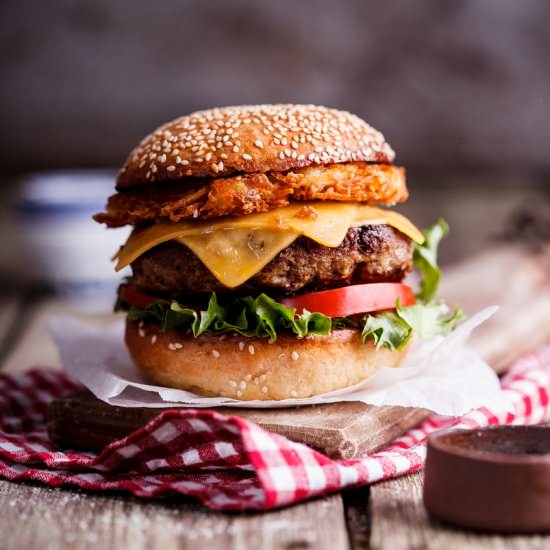 Hashbrown cheeseburgers - Recipe photo by Simply Delicious