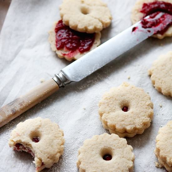 Sugar Free Jamie Dodgers - Recipe photo by addsomeveg