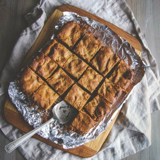 5 ingredient pb nutella bars - Recipe photo by Sweetphi