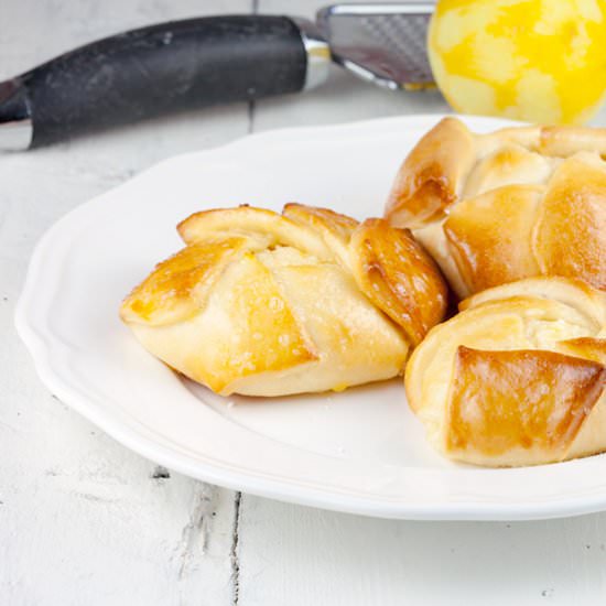 Branzoaice: Romanian Lemon Pastries - Recipe photo by ohmydish