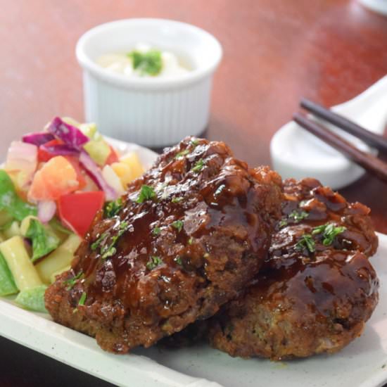 Hambagu (Japanese Hamburger Steak) - Recipe photo by Taste of Asian Food