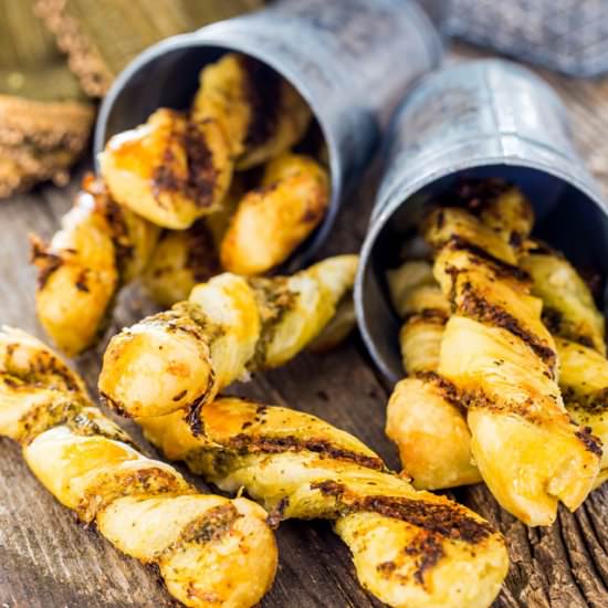 Parmesan Pesto Twists - Recipe photo by jocooks
