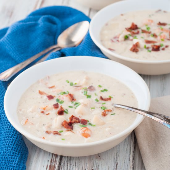 East Coast Seafood Chowder - Recipe photo by photosandfood