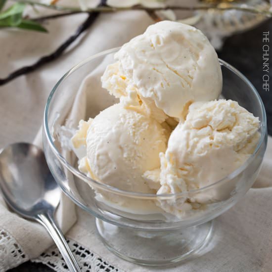 Bourbon Vanilla Ice Cream - Recipe photo by The Chunky Chef