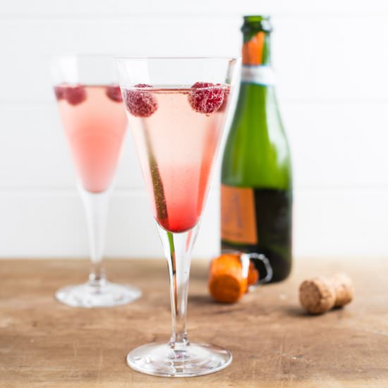 Prosecco Kir Royale Coktail - Recipe photo by HedgeComber