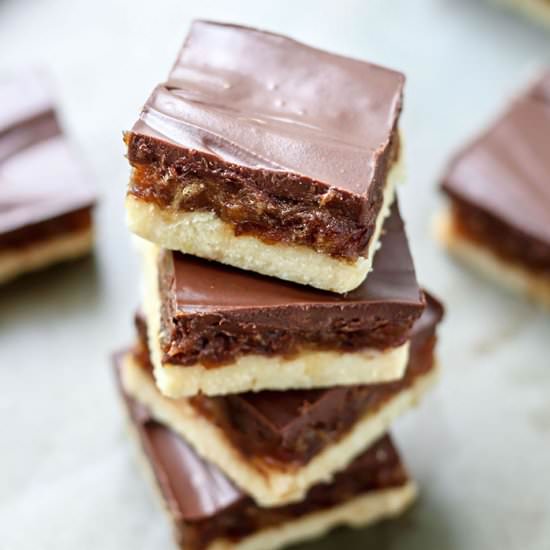 Healthy Millionaire's Bars - Recipe photo by fitmittenkitchen