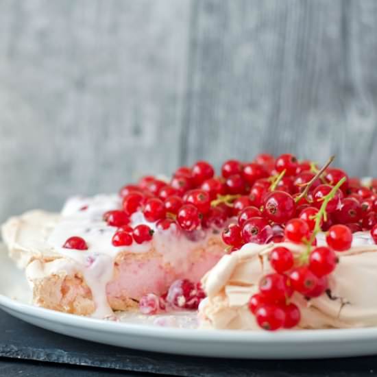Cranberry Pavlova - Recipe photo by einepriselecker