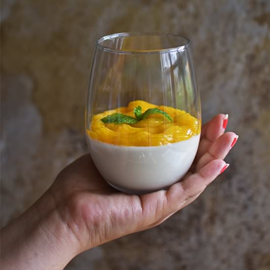 White Chocolate Mango Mousse - Recipe photo by pepperdelight
