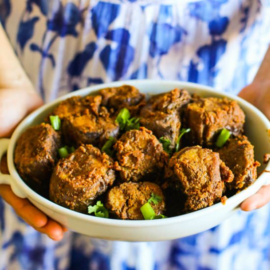 South Indian Stuffed Eggplant Curry - Recipe photo by findmymojyo