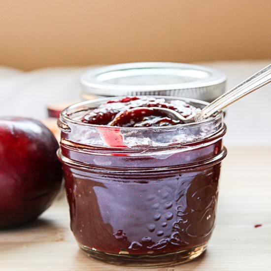 Asian Plum Sauce - Recipe photo by the food blog