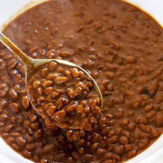 Slow Cooker Boston Baked Beans - Recipe photo by FoodFolksandFun