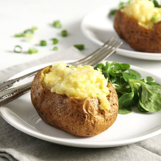 Easy Jacket Potatoes with Cheese - Recipe photo by adinutza