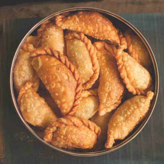 Nevri/Karanji/Gujiya - Recipe photo by MyCookingCanvas