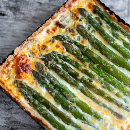 Pie with Asparagus and Green Onions - Recipe photo by lesyasha