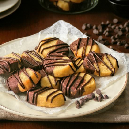 Vanilla and choc butter cookies - Recipe photo by vanillafrost4