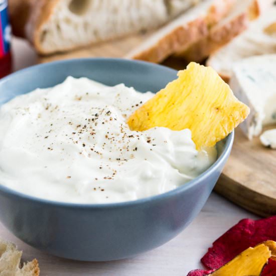 Gorgonzola Cream Cheese Spread - Recipe photo by platedcravings