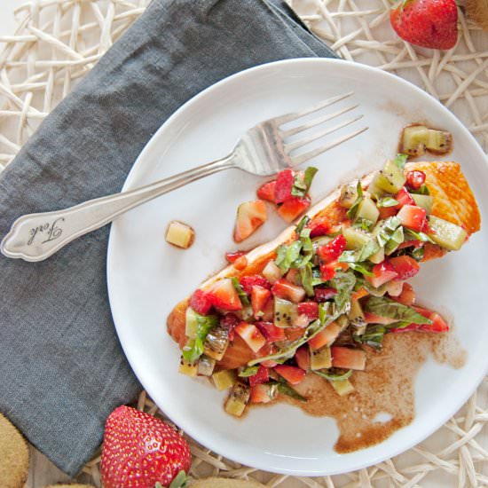 Salmon with Strawberry Kiwi Salsa - Recipe photo by thecharmingdetroiter