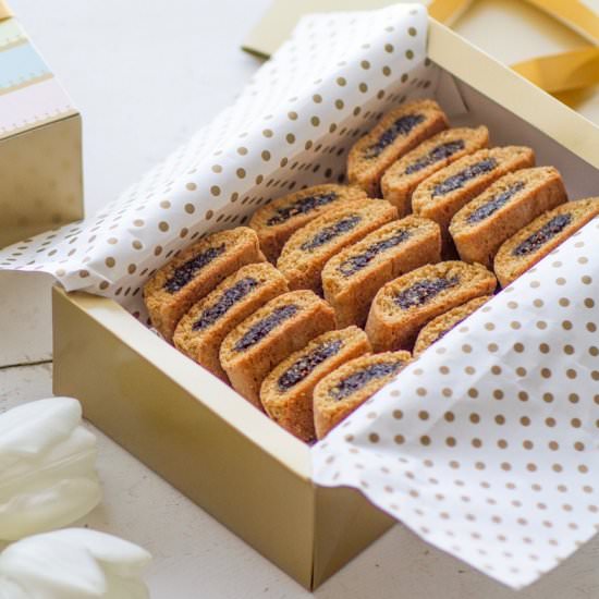 Homemade Fig Newtons - Recipe photo by Savingroomfordessert