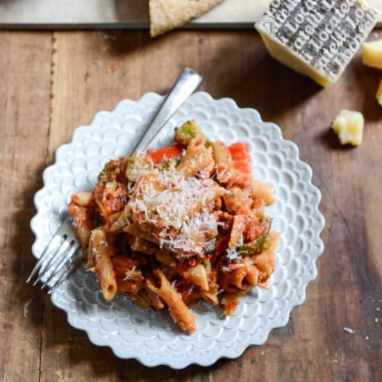 Vegetable + Smoked Gouda Penne - Recipe photo by HowSweetEats