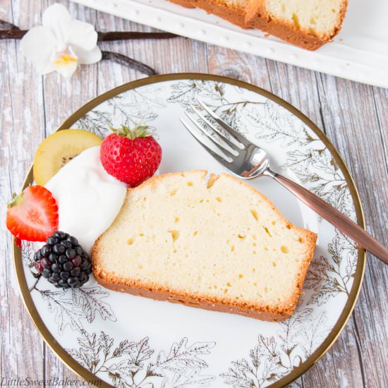 Vanilla Bean Pound Cake - Recipe photo by littlesweetbaker