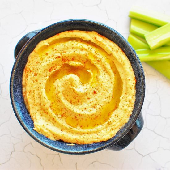 Homemade Hummus - Recipe photo by thatsrealyummy