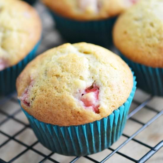 Fresh Strawberry Banana Muffins - Recipe photo by FindingZest