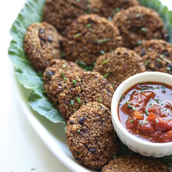Quinoa Black Bean Burgers - Recipe photo by pure ella