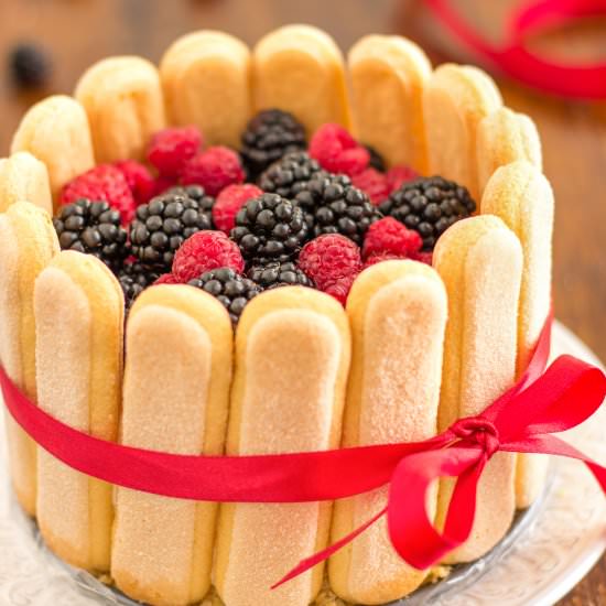 Berry Charlotte Cake - Recipe photo by Happy Foods Tube