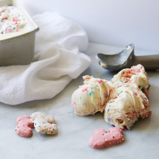 No Churn Cake Batter Ice Cream - Recipe photo by thecupcakechronicles