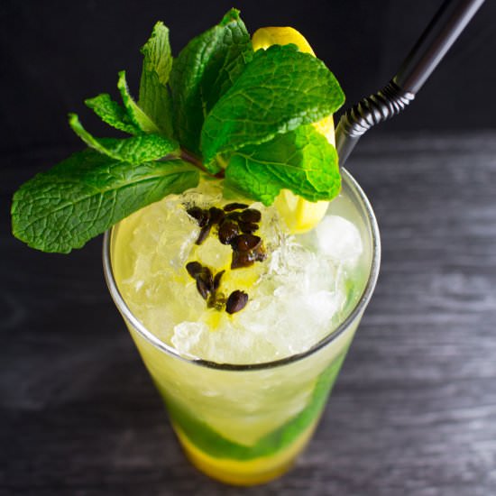 Va-Va Voom Cocktail - Recipe photo by almondtozest.com