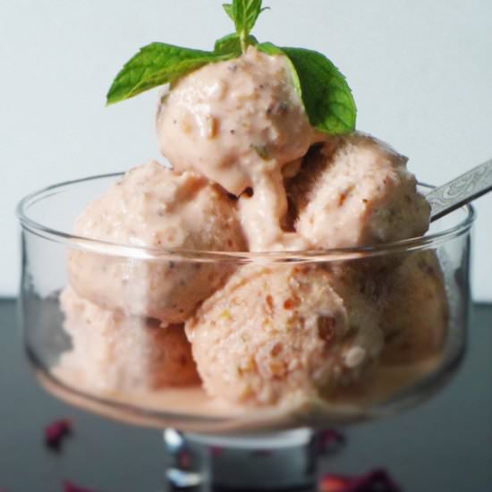 Mouthfreshner kulfi/Mukhwaskulfi - Recipe photo by nusrath