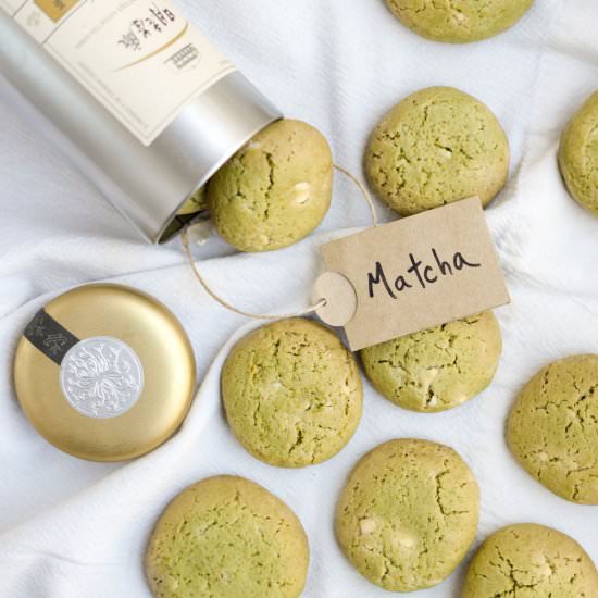 Matcha Cookies with White Chocolate - Recipe photo by fotofeedme